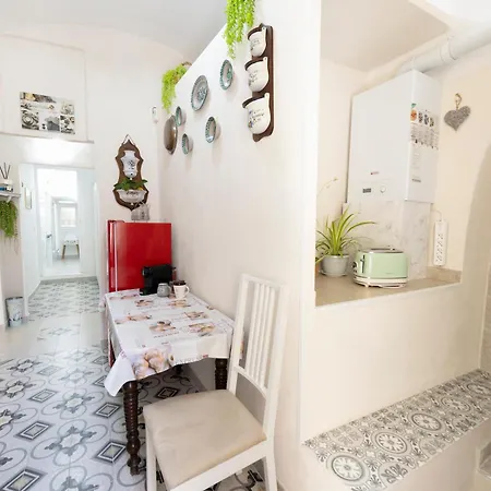 Apartment Menotti House *