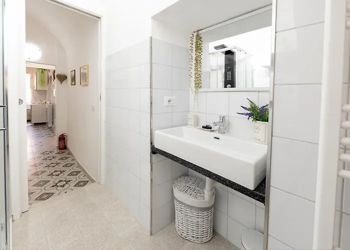 Menotti House Apartman