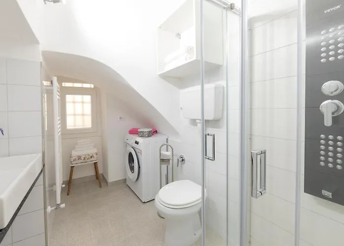 Apartman Menotti House